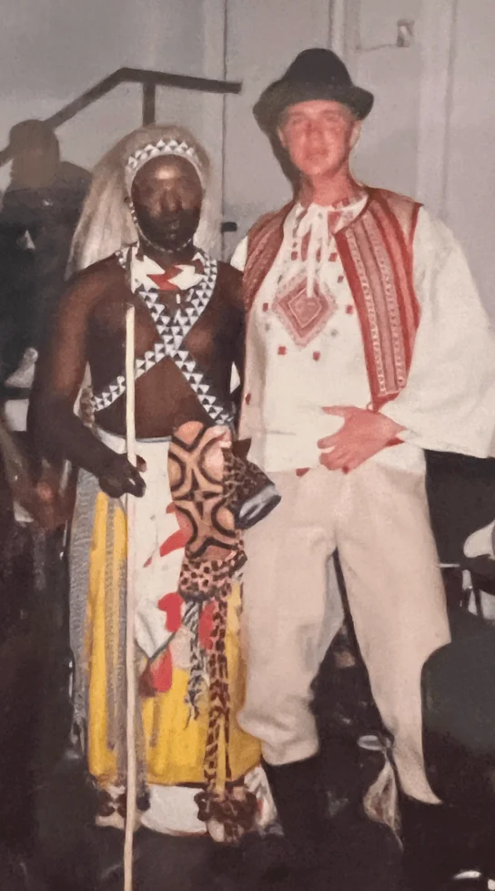 Folklór, motošport a jeden spoločný cieľ. – fotografia 2